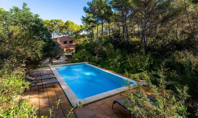 Felanitx Villa | Idyllic Finca Perello with Pool and Mountain Views