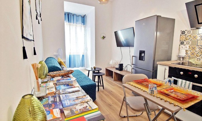 Prefecture Apartment | Charming Flat in Vieux Port, Ideal for Family Getaways
