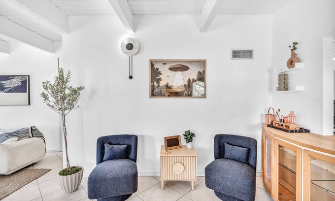 Austin House | Beautiful French Country Villa wt Pool & Fire-pit in marvelous Austin