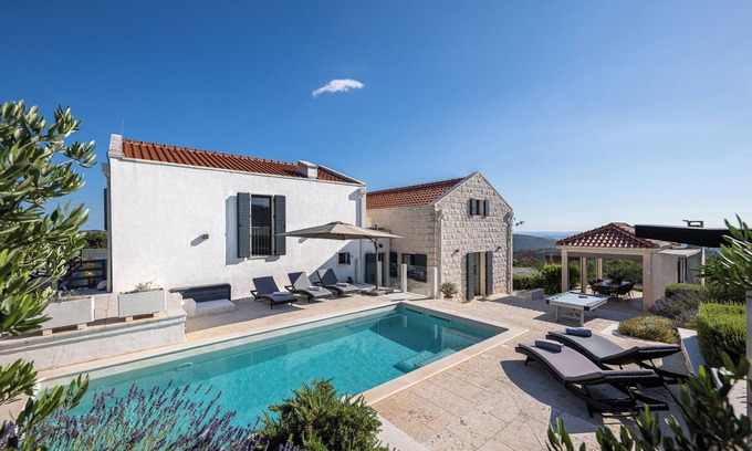 Rogoznica Villa | Idyllic Oasis with Pool & Ocean Views, Pet Friendly Retreat