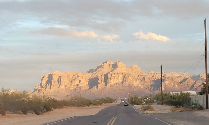 Apache Junction House | Gated Retreat with Scenic Superstition Mountain Views