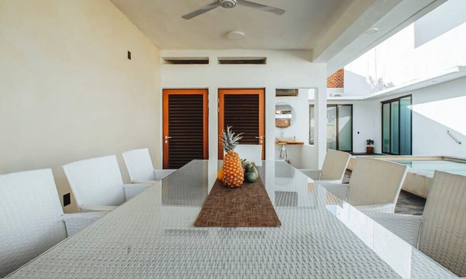 La Manzanilla Apartment | Idyllic Beachside Retreat with Oceanfront Views