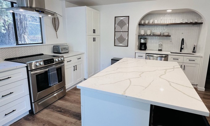 Coeur d'Alene House | Highly Rated CDA NEST Home on Golf Course with Kitchen