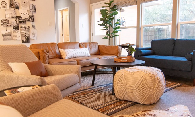 Dripping Springs House | Relaxing Hill Country Retreat in Dripping Springs with Views