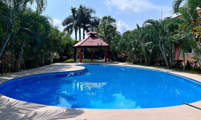 Ixtapa Condo | Relaxing Beachside Retreat with Ocean View and Hot Tub