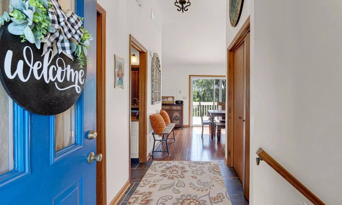 The Galena Territory House | Relaxing Retreat with Hot Tub & Scenic Downtown Access