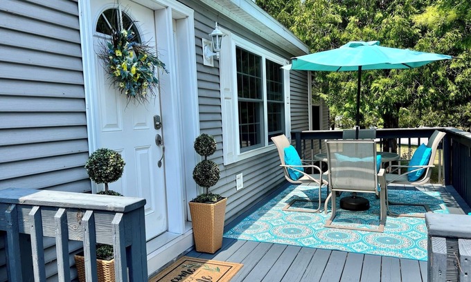 Baileys Harbor Cottage | Top-Rated Home in Baileys Harbor with Oceanfront Views