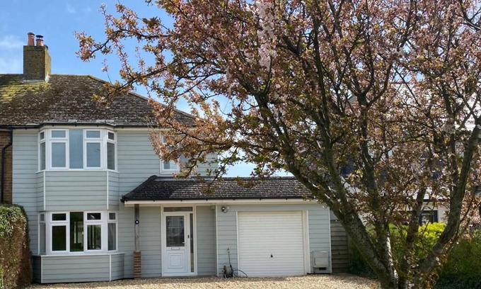 Birdham House | Cozy Birdham Retreat Steps from the Beach with Pool
