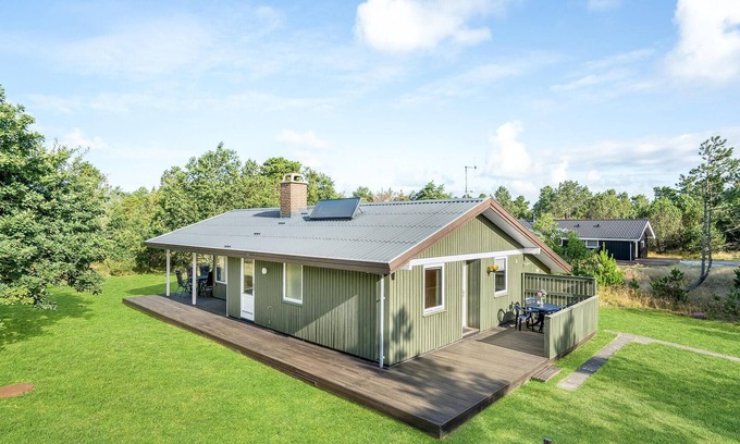 Blavand House | Family-Friendly 3 Bedroom Retreat in Blåvand with Ocean View