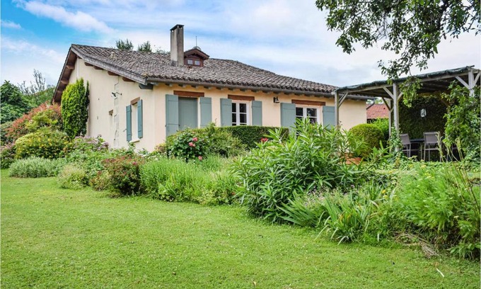 Bourgougnague House | Elegant Home in Bourgougnague with Pool & Wifi Access
