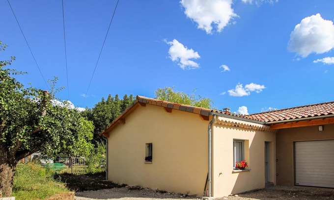 Die House | Beautiful home in Die with house a mountain view