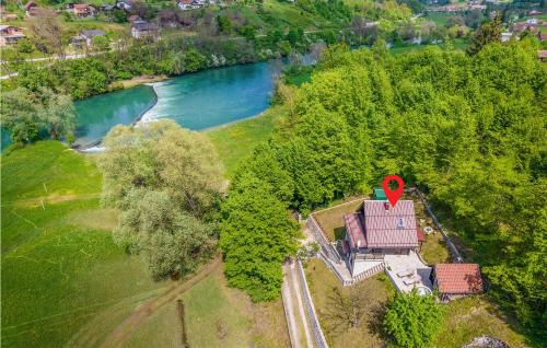 Netretic House | Cozy Retreat in Gornje Stative with Hot Tub & WiFi