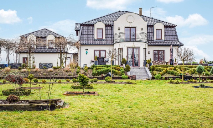 Golczewo House | Pet-Friendly Retreat with Spa and Lake Views in Golczewo