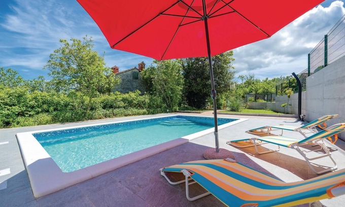 Marceljani House | Spacious 3 Bedroom Retreat in Pet-Friendly Labin