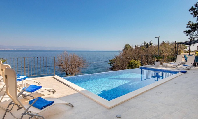 Medveja House | Relax in a Serene Oceanfront Vacation Home with Amenities