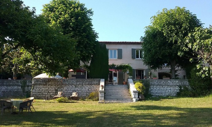 Vence House | Tranquil Retreat Surrounded by Nature - Guest Rated 10/10