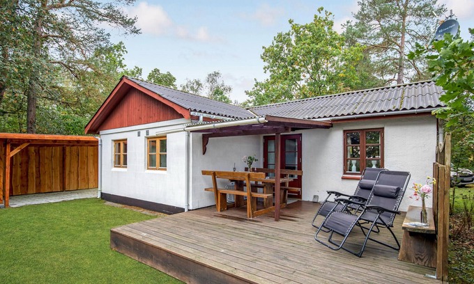 Balka House | Cozy Sea View Retreat Near Balka Beach for Your Getaway