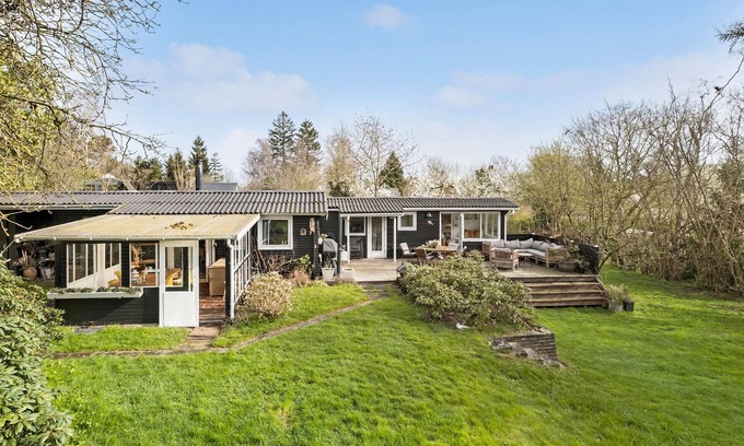 Or House | Relaxing Island Getaway with Spa and Lake View Amenities