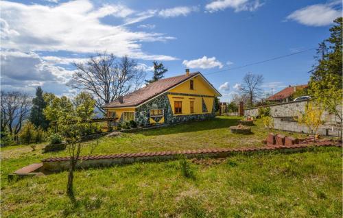 Ponzone House | Inviting Home in Ponzone with Kitchen, Pet & Child Friendly