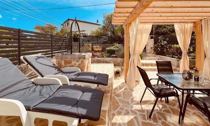 Rogoznica House | Beautiful home in Sibenik with WiFi