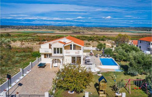 Sikovo House | Idyllic Home in Sv, Filip I Jakov with Pool & Hot Tub