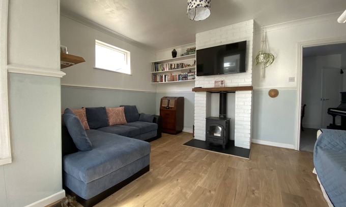 Woolacombe House | Idyllic Retreat with Ocean Views, Large Garden & Beach Access