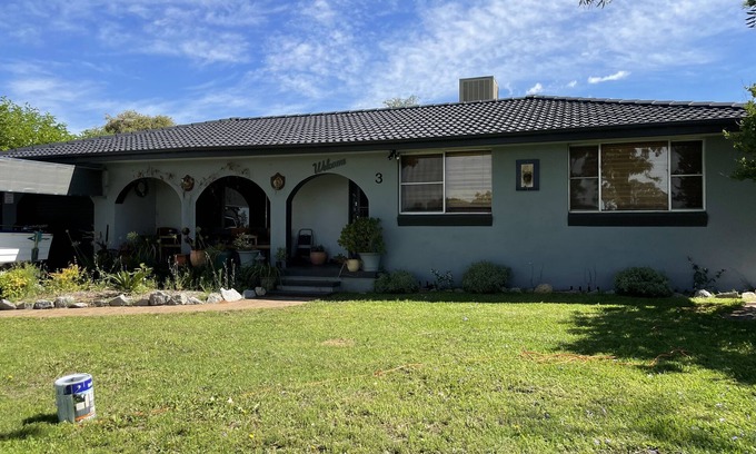 Hillvue House | Pet-Friendly Home in Tamworth with Pool & Family Comfort