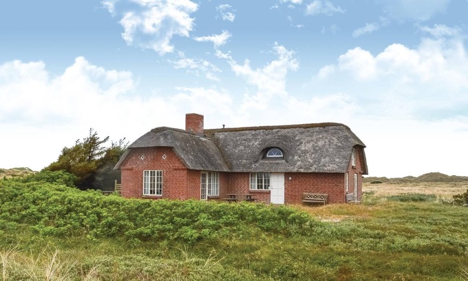 Øhuse House | Top-Rated 3 Bedroom Accommodation with Ocean Views in Ulfborg