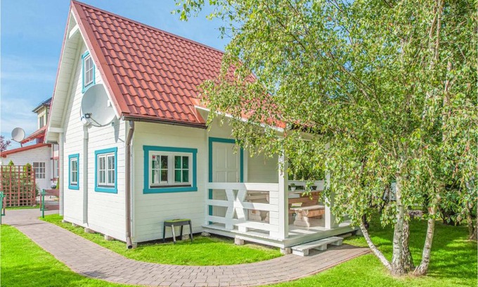 Ustka House | Stylish Home in Ustka with Kitchen - 10/10 Guest Rated