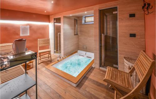 Nord-Ovest House | Explore Verona: Family-Friendly Home with Kitchen Amenities