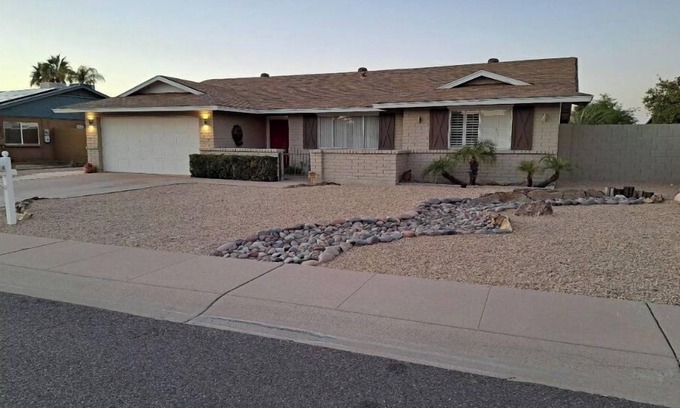 Victoria Gardens House | Convenient Home Near Westgate & Arrowhead Mall, 10/10 Rated