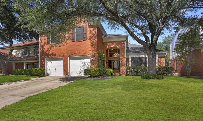 San Antonio House | Ideal Retreat near Seaworld and Lackland in NW San Antonio