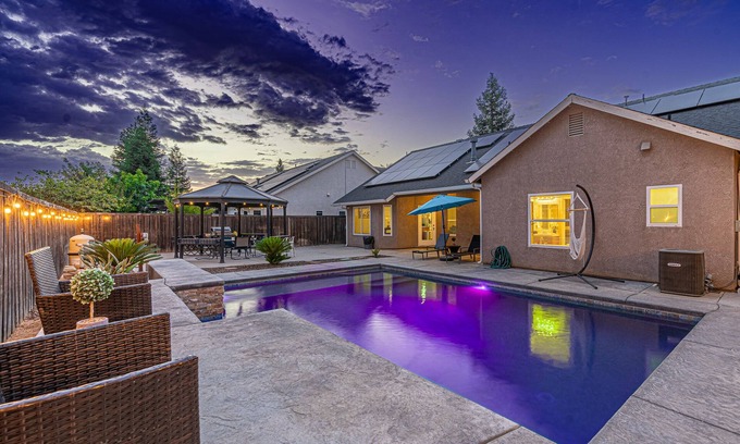 Fresno House | Inviting Home with Pool Near National Parks & Ocean Views