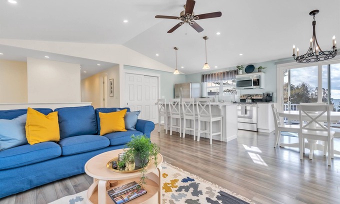 Owls Head House | Oceanview Home with Game Room – 10/10 Guest Rated Retreat