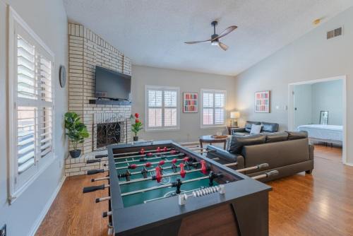 North San Antonio - SAT House | Inviting Home with Pool, Games & Covered Patio for All