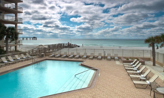 Fort Walton Beach Hotel | Charming Hotel in Fort Walton with Ocean View and Pool