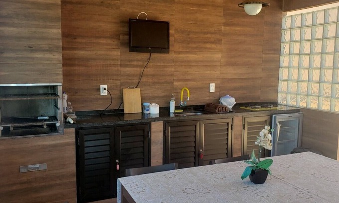 Pero House | Cozy 3-Bedroom House with Gourmet Terrace Near Beach