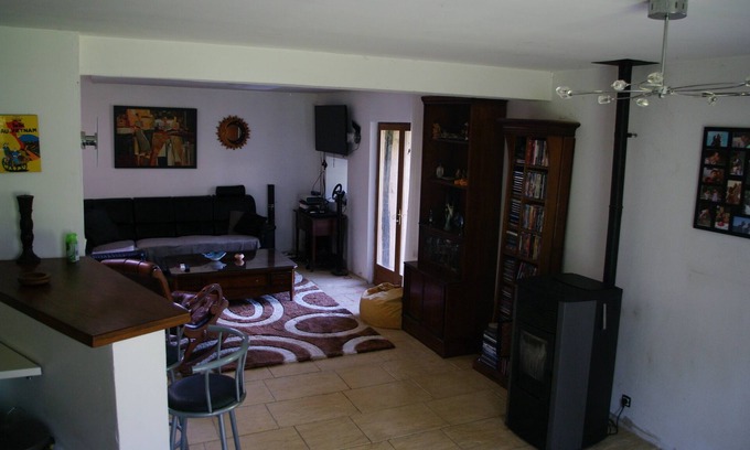 Noblat House | Serene Countryside Retreat for 7-8 Guests in Limousin