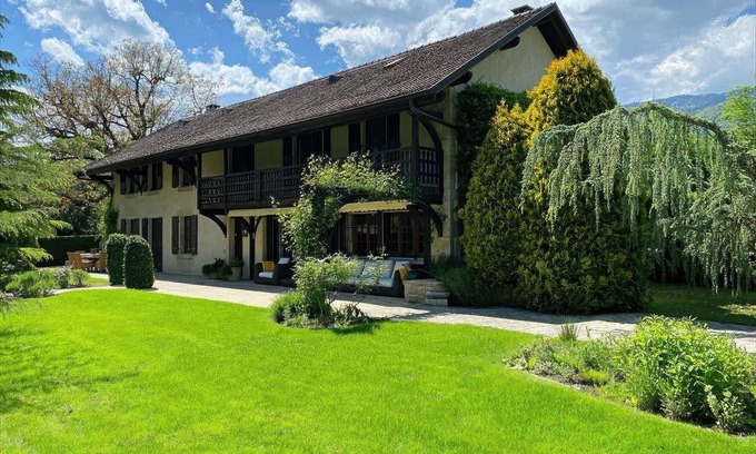 Gingins Villa | Beautiful house at a 20 min drive from Geneva !