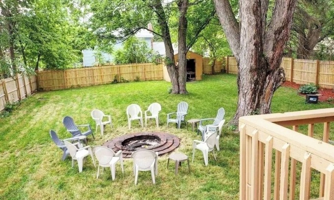 Roseville House | Prime Location Home with Spa and Hot Tub Amenities