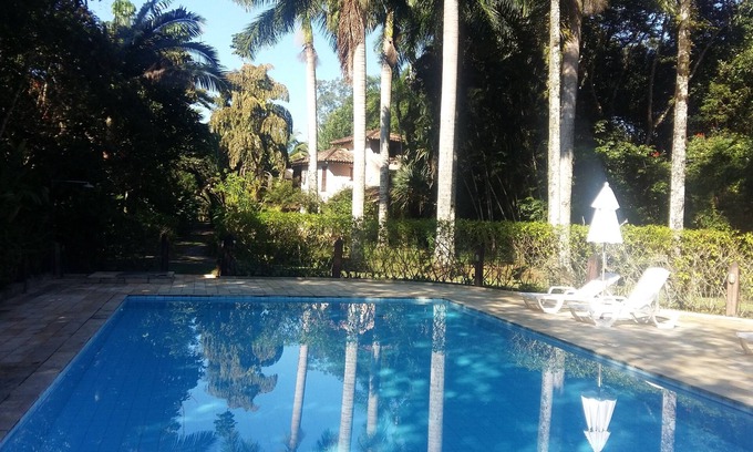Barra do Sahy House | Tranquil Home in Gated Community with Pool and Tennis Court