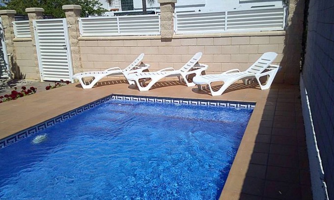 Riumar House | BEAUTIFUL HOUSE IN RIUMAR (Ebro Delta) + PRIVATE POOL, 4 people