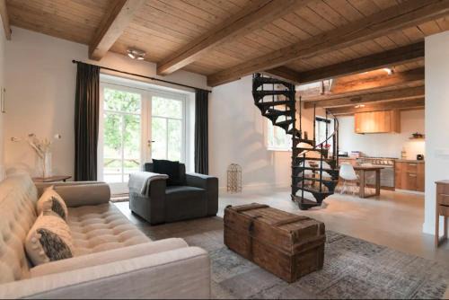 Abcoude Apartment | Serene Retreat Surrounded by Nature for Families