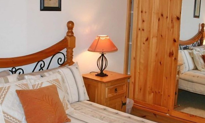 Ballyconneely Apartment | Family-Friendly Retreat with 10/10 Guest Ratings