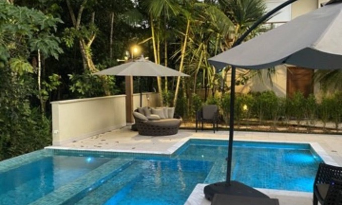 Juquehy House | Elegant Home with Heated Pool in Exclusive Community