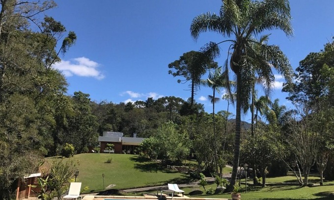 Teresopolis Cottage | Prime Oasis: 6-Bedroom Retreat with Pool & Ocean View