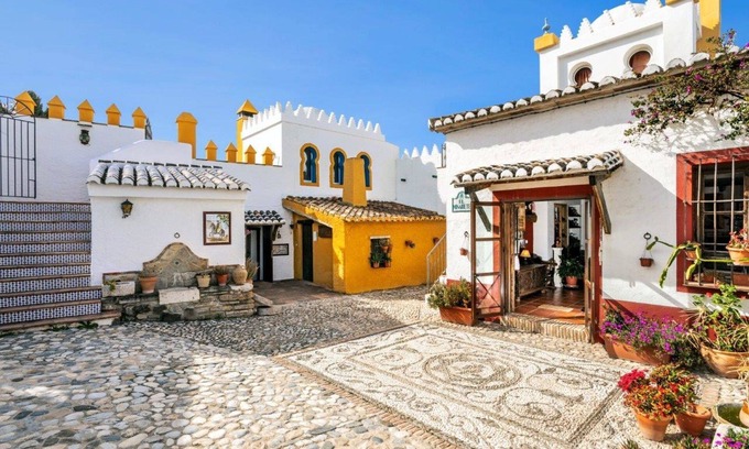Alcaucin Hotel | Idyllic Retreat with Private Pool Near Costa del Sol