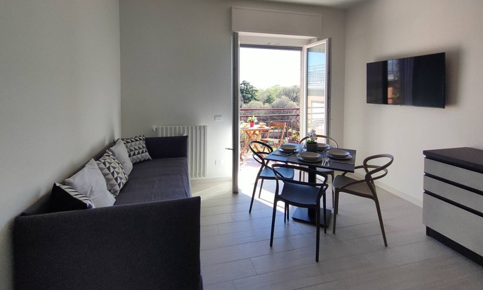 Rho Apartment | Beautiful IncentRho 2