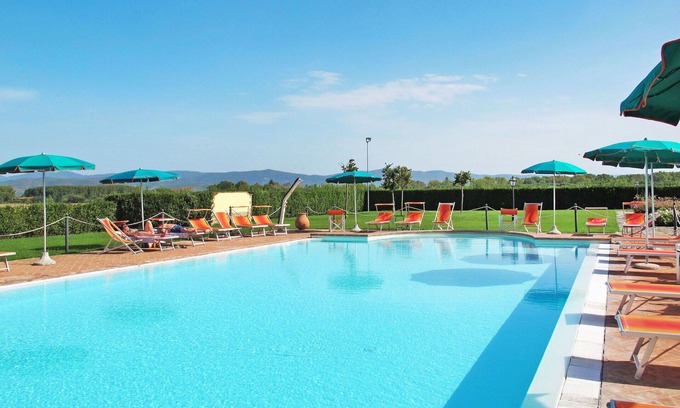 Rigutini Apartment | Inviting Apartment for 4 with Pool, WiFi & Pet Friendly