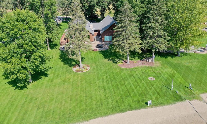 Alexandria House | Inviting Lake Ida Home for Fun-Filled Family Getaways